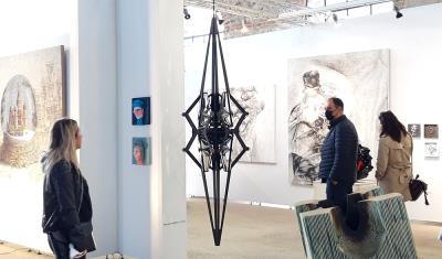 Conscience, 2021, Steel and Mirror, 65.65.220 cm